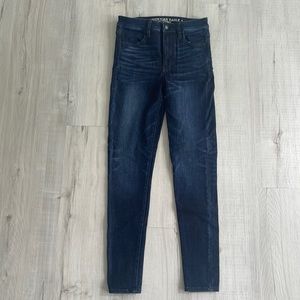 FINAL SALE - American Eagle Super High Rise Jegging - US Size 4